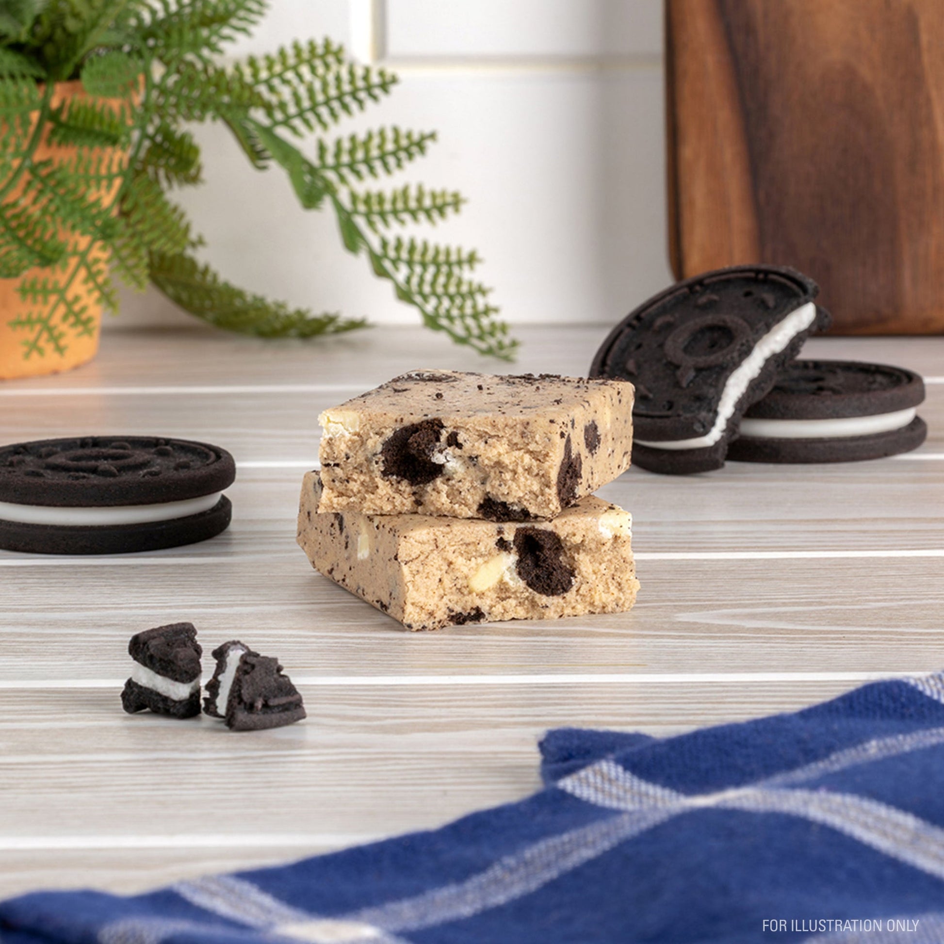 cookies-and-cream-protein-bars-p0 15807_QN_USA_ProteinBar_CAC_InterimAssetUpdate_Digital_Tabletop1.jpg